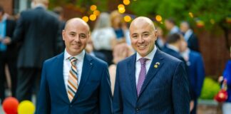 Alexandru Muraru, șeful PNL Iași: 17.000 de euro pentru deplasări în străinătate. Deconturi nesimțite pentru vizite la fratele geamăn, ambasador în SUA  – FOTO