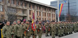 Paradă militară de Ziua Națională a României, la Iași. Mii de persoane asista la manifestări -FOTO