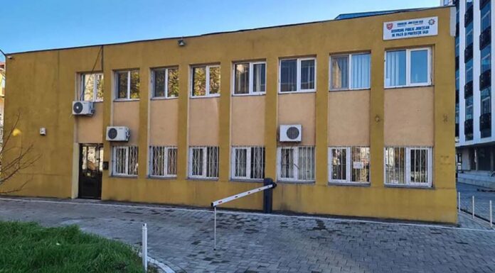 200 de angajați ai CJ Iași rămân fără locuri de muncă. Alexe îi salvează doar pe șefi cu posturi călduțe