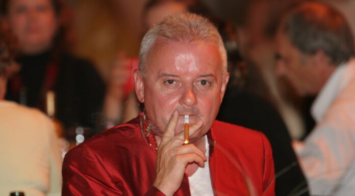 IRINEL COLUMBEANU, DAT ÎN JUDECATĂ PENTRU CĂ NU ȘI-A PLĂTIT CURENTUL. SUMA PENTRU CARE A AJUNS ÎN INSTANȚĂ