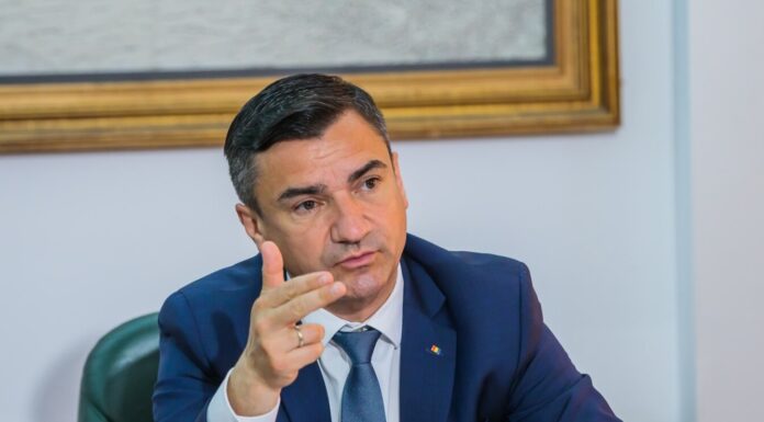 Incompetența Chirica & Co: 500.000 de euro din banii ieșenilor. Cum sunt sabotate firmele care nu fac parte din anturajul primarului