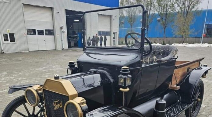 Un Ford fabricat în 1914 a fost adus în inspecție la RAR Iași