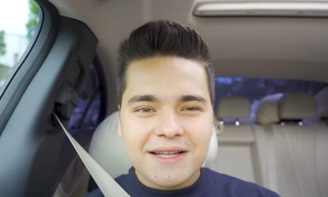 Cifrele din spatele vloggului: Câţi bani face Selly din colaborări