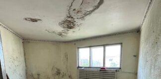 Cu cât se vinde cel mai mizerabil apartament din Vaslui. ”Zici că au fost rușii pe acolo”