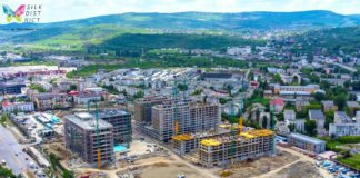 Unde nu intră soarele pe fereastră, intră doctorul pe ușă