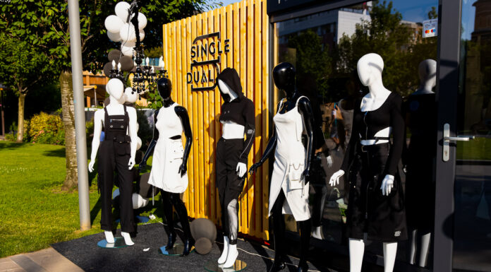 Single Dual, pop-up store în ansamblul Palas: piese vestimentare atemporale, inspirate de conceptul slow fashion