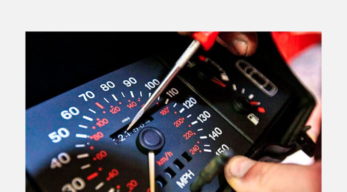 ANAF a scos la vânzare mașini cu kilometrii dați înapoi: Ce spune un angajat al instituției