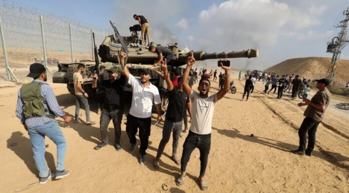 Hamas a publicat o listă cu persoanele care pot părăsi Gaza: există și români în grup?