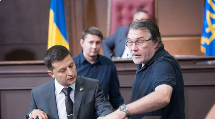 Cum s-au îmbogățit prietenii lui Zelenski de când a început războiul. Bani din drone militare, filme patriotice și comerț cu energie