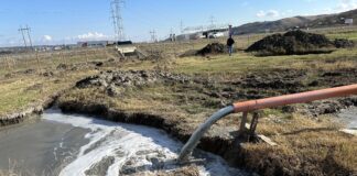VIDEO Reziduuri din foraje ilegale la mare adâncime deversate în Bahlui. Primăria lui Niță caută ape termale lângă șoseaua de centură