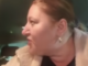 „Bei, e chiar atât de greu?”. Cum își umilește Șoșoacă soțul într-un live pe Facebook