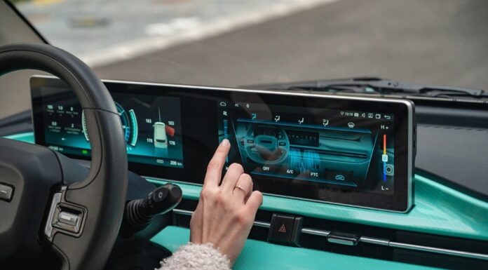 Compania românească ALLVIEW lansează primul autoturism electric. Unde va fi fabricat și ce preț de vânzare va avea