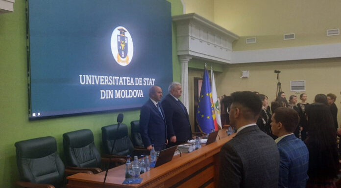 Rectorul UAIC, prof. univ. dr. Tudorel Toader, a primit titlul de Doctor Honoris Causa al Universității de Stat din Moldova