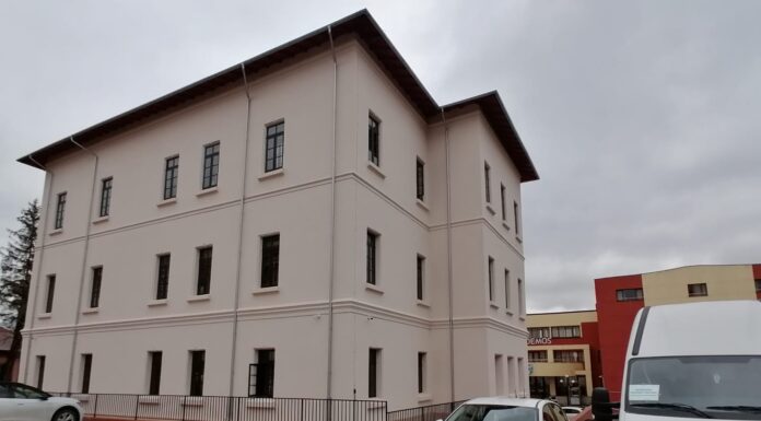 Universitatea Cuza a inaugurat Corpul E din zona Fundație. Investiție de milioane euro din fonduri europene -FOTO