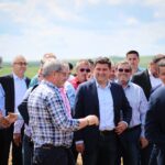 e900ed8d-4567-45df-8e65-d3add651d7ee