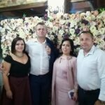 Petru si Ana Giurgila, patronii firmei care a asfaltat drumul,alaturi de Silviu Ungureanu, vecinul lui Muraru