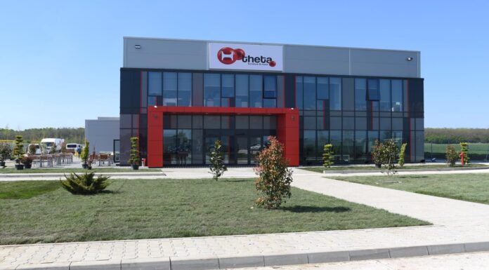 Studiu de caz: Cum a transformat Evolvendor procesele financiare la THETA Furniture & More pentru control și eficiență superioare