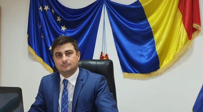 Tun liberal la final de an: 1.000.000 de lei dirijați către firma-pușculiță de partid