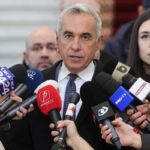 VIDEO Călin Georgescu, ridicat din trafic de DIICOT în dosarul presupusei înșelăciuni de 1,1 milioane de euro