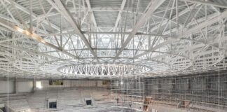 Tulcea a construit o sală polivalentă OZN, Iașul a rămas cu o machetă în formă de coroană. Ambele proiecte au fost lansate în 2017