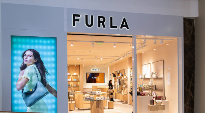 FURLA a inaugurat prima sa locație din afara Capitalei în ansamblul Palas Iași