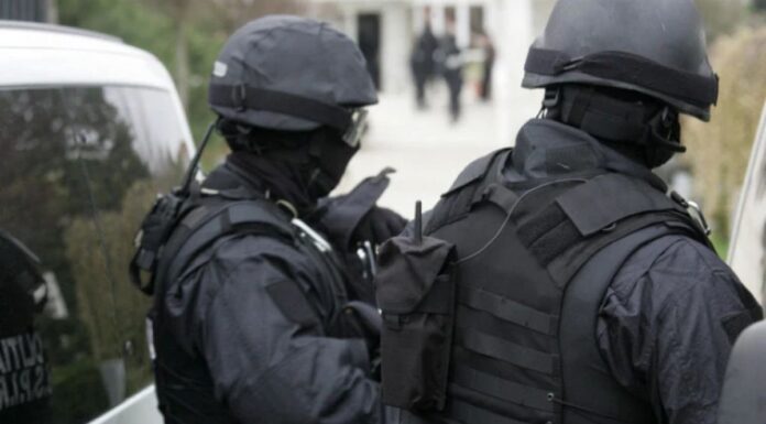 DIICOT a reținut 6 persoane pentru trădare. Este vizat și un general maior în retragere