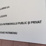 oplus_0