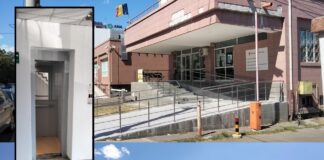 Umilințe incredibile trăite de două persoane cu dizabilități la Primărie. O femeie s-a scăpat pe ea, scaunul rulant s-a blocat pe rampă