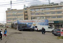 Jungla capitalistă din Iași: muncă și încasări la negru la spălătoria din parcarea E-gros. Descinderi ale ANAF și ITM la distanță de un an