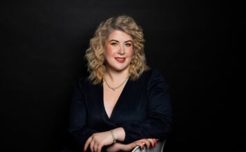 Elena Ungureanu, psihologul din Iași care face carieră în Capitală: „Începuturile mele nu au fost simple. Venind din provincie, am simțit că trebuie să lupt dublu, să demonstrez că pot, că merit să fiu acolo, că valoarea nu ține de origine, ci de muncă, seriozitate și perseverență”