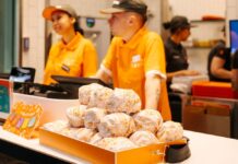 Popeyes se deschide în Palas pe 2 decembrie, iar primii 100 de clienți sunt așteptați cu o surpriză