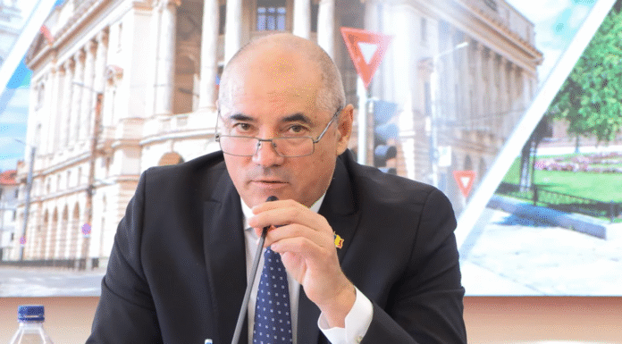 Vasile Pușcașu, milionarul de la AUR, pierde mandatul de consilier local pentru contracte de 10.000 de euro cu instituțiile Primăriei