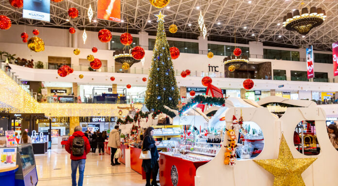 Crăciunul acesta, alege cadouri memorabile: Santa’s Village și artiștii ieșeni te așteaptă la Palas cu inspirație de sărbători