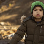 De Crăciun, oferă unui copil șansa la un Acasă cald și sigur