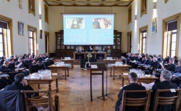 Activitatea Arhiepiscopiei Iașilor în 2025: circa 2.000 de studenți și elevi, burse de 80.000 de euro și sprijin de 11 milioane lei pentru 13 mii de pacienți