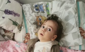 Miruna, singurul copil din România diagnosticat cu mutație genetică rară CACNA1E, are nevoie de sprijin pentru a continua tratamentul
