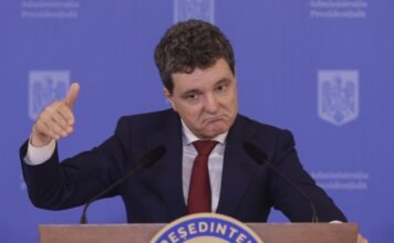 Nicușor, rifaiul răzvan-și-danilor votători