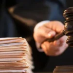 Mai mulți primari s-au dat singuri în judecată pentru a-și mări lefurile. Mega-proces deschis de 250 de funcționari și 30 de aleși