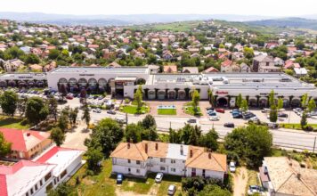 Family Market Tomești va găzdui primul Drive-Thru KFC din zona metropolitană Iași. Proiectul este dezvoltat de compania IULIUS