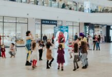 Weekend plin la Palas: spectacol muzical susținut de 140 de copii, teatru și ateliere interactive