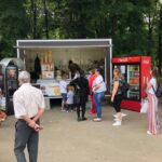 Mafia tonetelor din Iași: terenuri fără licitație pentru pile și relații. Primăria a îngropat raportul Consiliului Concurenței despre comerțul stradal