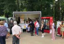 Mafia tonetelor din Iași: terenuri fără licitație pentru pile și relații. Primăria a îngropat raportul Consiliului Concurenței despre comerțul stradal