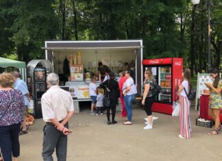 Mafia tonetelor din Iași: terenuri fără licitație pentru pile și relații. Primăria a îngropat raportul Consiliului Concurenței despre comerțul stradal