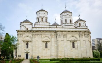 Starețul Mănăstirii Golia a fost trimis în judecată! Lucrări fără autorizație la monumentul istoric