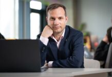 HOLISUN și Universitatea de Vest din Timișoara transformă educația prin platforma cu AI ce poate fi folosită deja de 6.000 de profesori