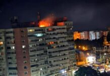 VIDEO- Dronă prăbuşită pe un bloc din Galaţi, urmată de un incendiu. Mai multe victime după explozie