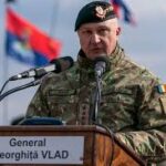 Comunicat DNA: „Generalul Vlad Gheorghiță, șef al Statului Major al Apărării din cadrul M.Ap.N., calitatea de suspect într-un dosar penal instrumentat la nivelul acestui serviciu, pentru săvârșirea infracțiunii de complicitate la uzurparea funcției, dacă funcționarul public a obținut pentru sine sau pentru altul un folos necuvenit”
