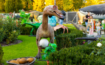 Dinozaurii ajung în Grădina Palas, într-o expoziție cu acces gratuit