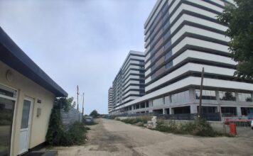 Beneficiarii proiectului Mon Jardin acuză blocarea nejustificată a unei investiții de 18 milioane de euro. Peste 30 de familii pregătesc un nou protest la Primăria Iași