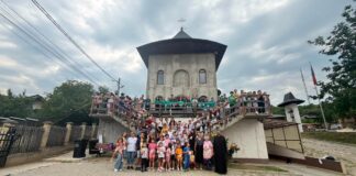Biserică, amendată drastic de ISU pentru lipsa avizului de securitate la incendiu. Părintele Bamboi: „localurile unde se consumă alcool sunt pline de oameni”